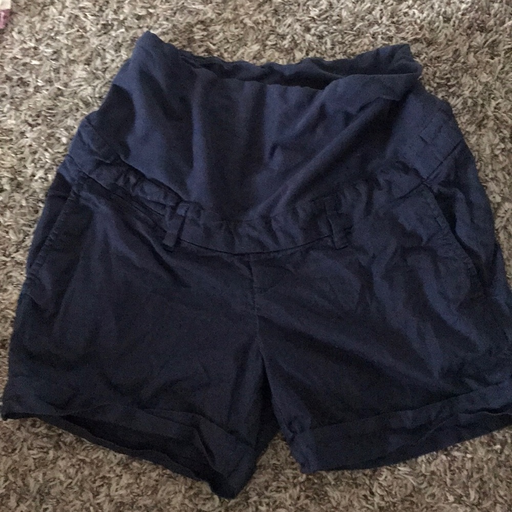 Maternity shorts